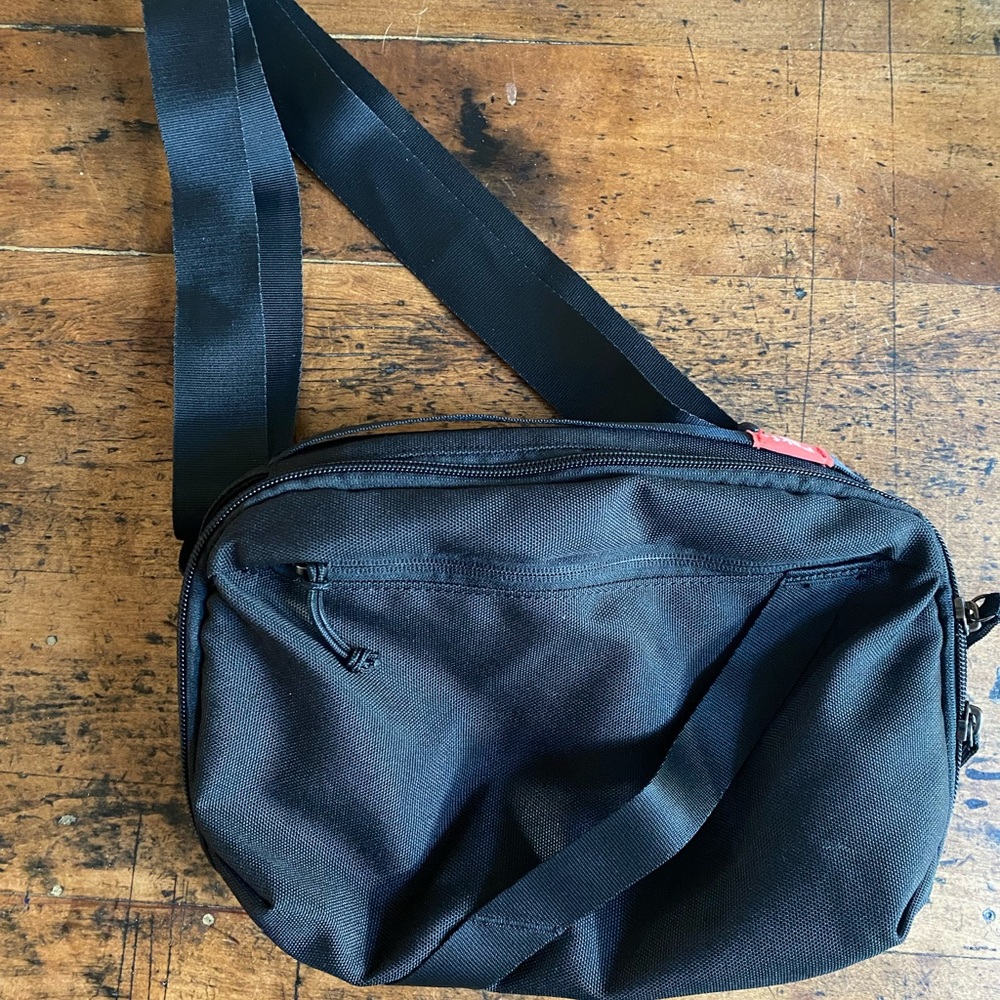Pakt 5L crossbody or Fanny pack. Great for travel or everyday use.